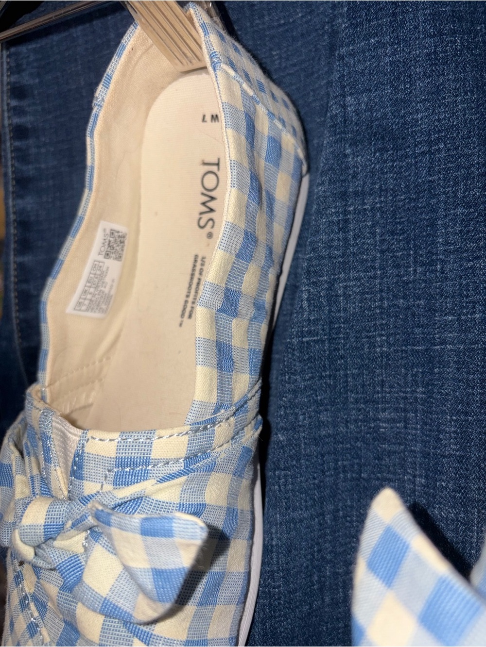 TOMS Light Blue and White Gingham Bow Slip-Ons - Picture 6 of 8